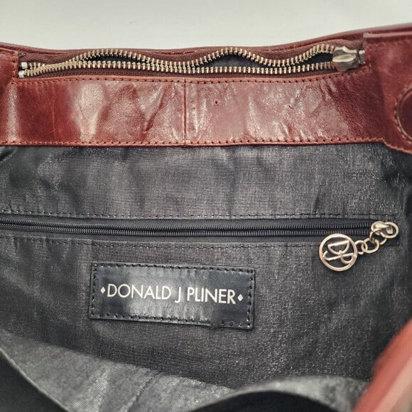 DONALD J PLINER Ostrich Embossed Leather Handbag Shoulder Bag Brown - Picture 8 of 8